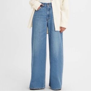 NWT Levi’s XL Flood Wide-Leg Blue Jeans Size 31